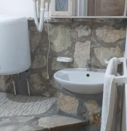 Homestay Baglio Cracchiolo Da Tuzzo - Il Rifugio